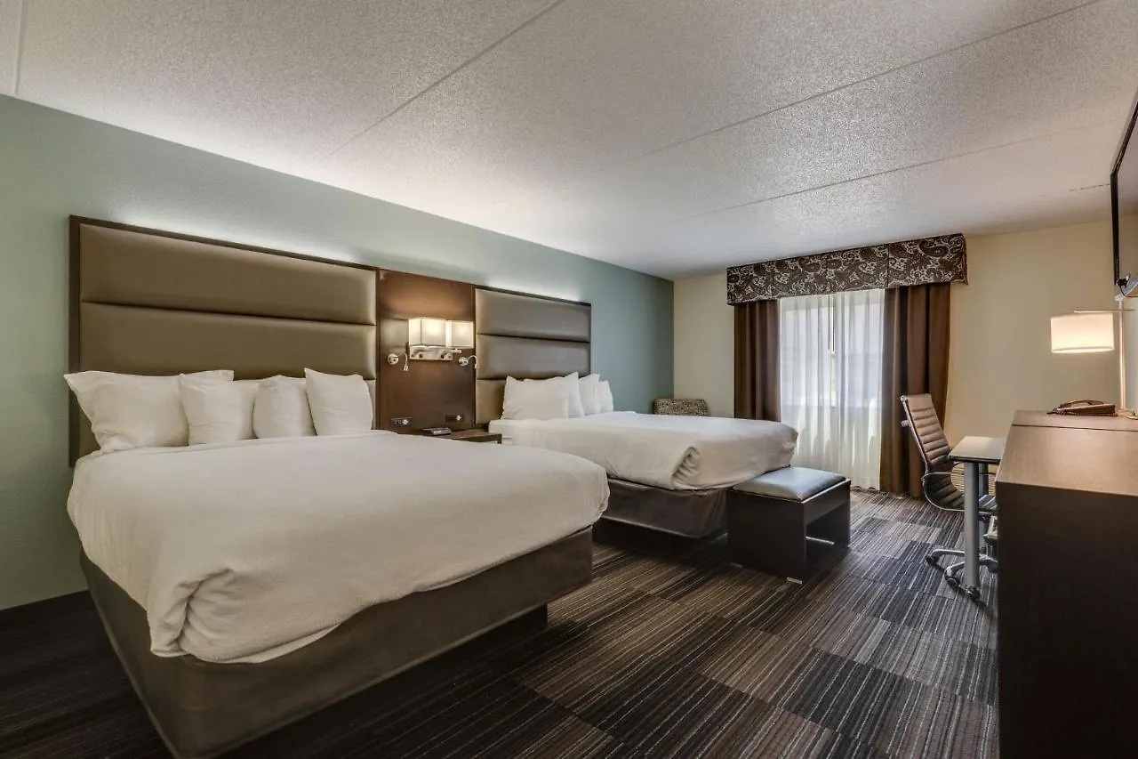 Club Hotel Nashville Inn & Suites 3*,